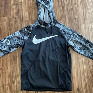 Nike Dri-Fit Sweatshirt
